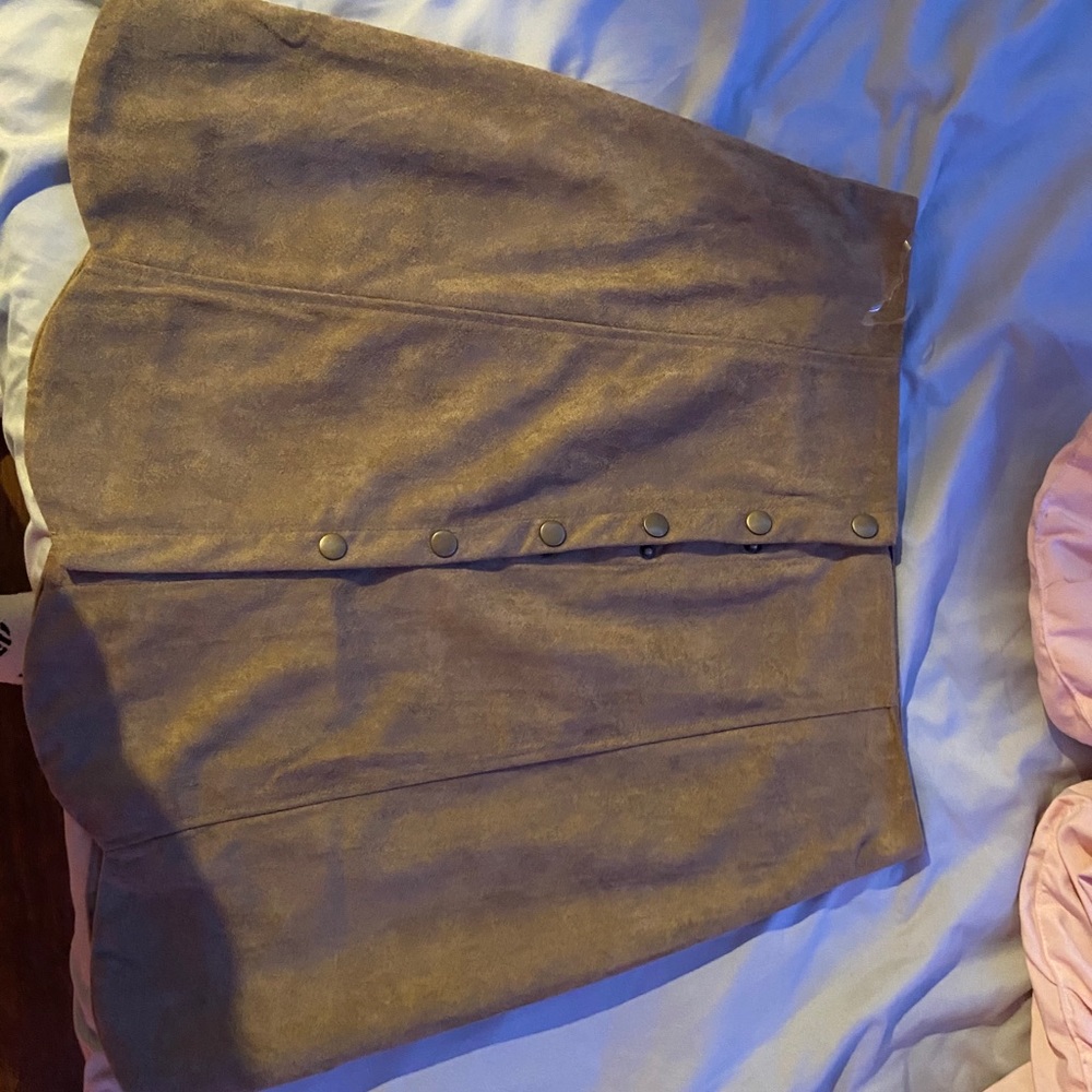 Brown skirt